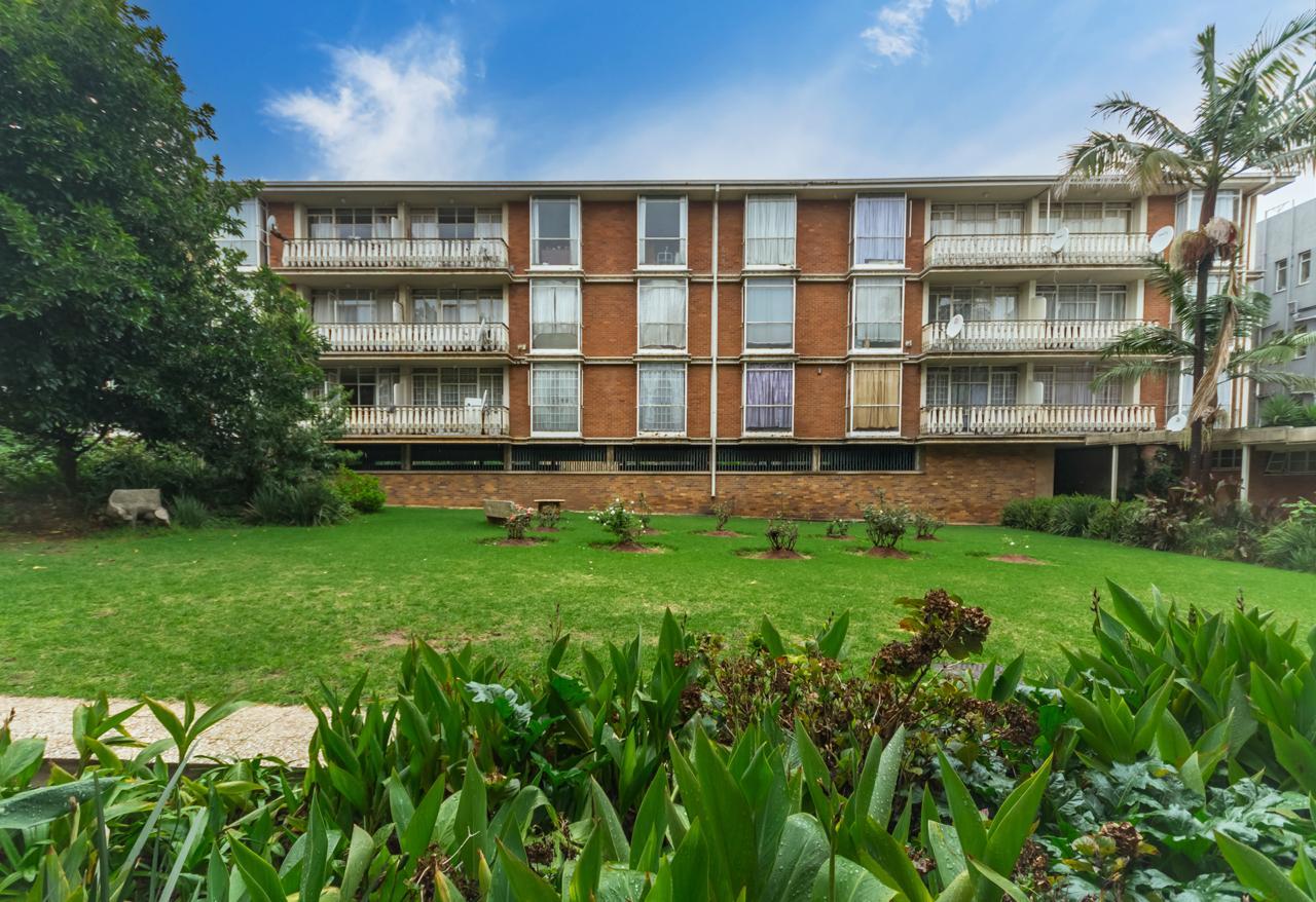 GREAT INVESTMENT.....   24 Units All at once, It Just Makes Sense — photograph 5