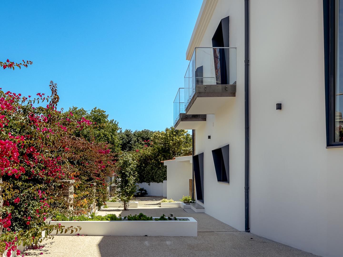 House in Cascais (98121) — photograph 4