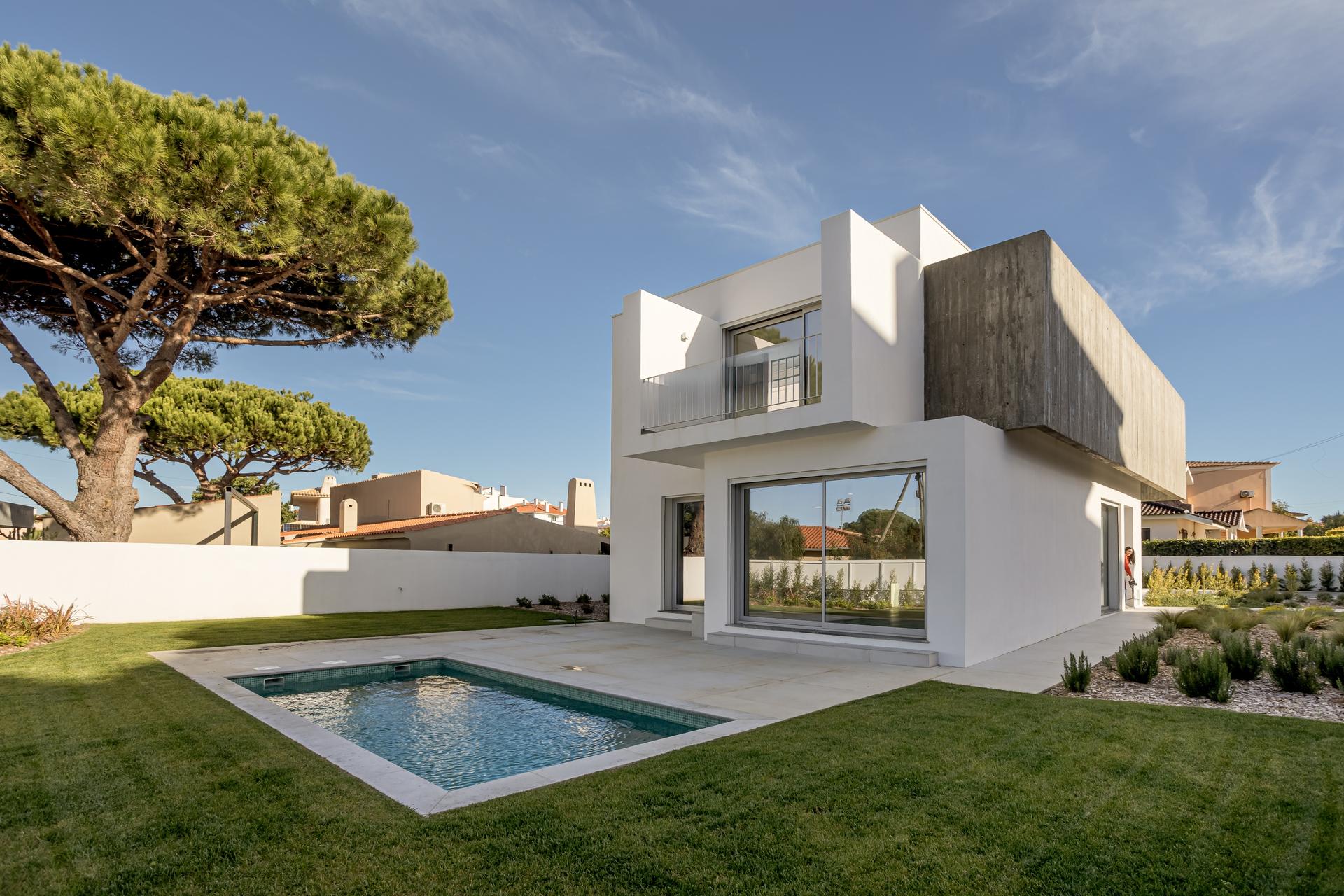 House in Cascais (94785) — photograph 2