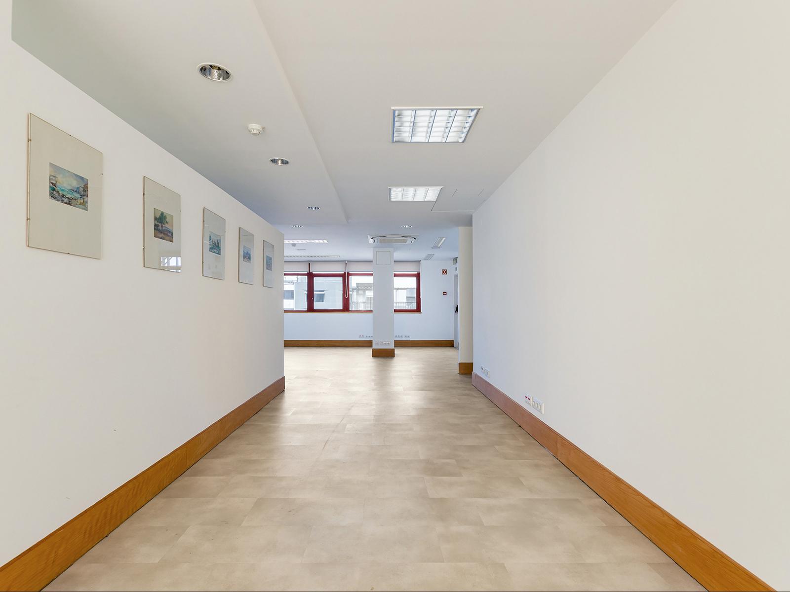 Office / Practice in Lisboa (96067) — photograph 3