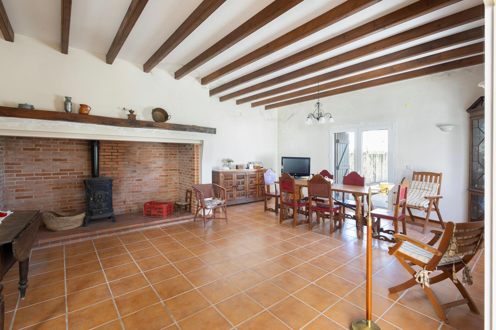 Country Estate in Aljustrel — photograph 2