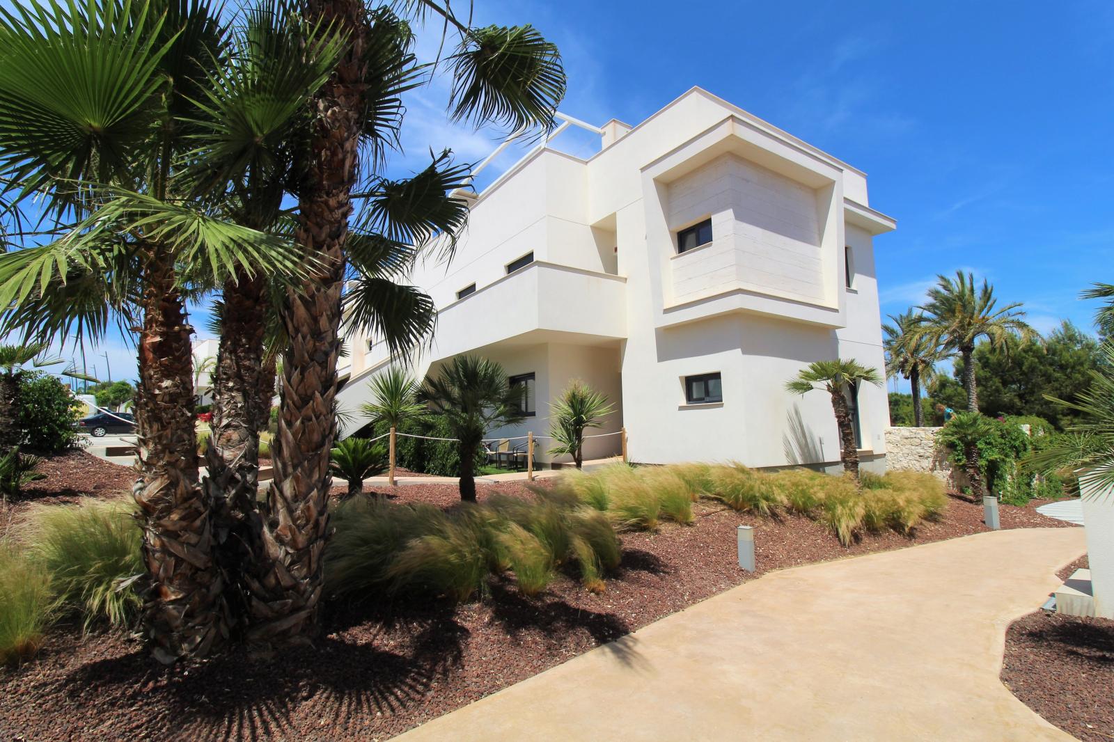 Apartments in Pinar de Campoverde, Pilar de la Horadada (ALC-00728) — photograph 2
