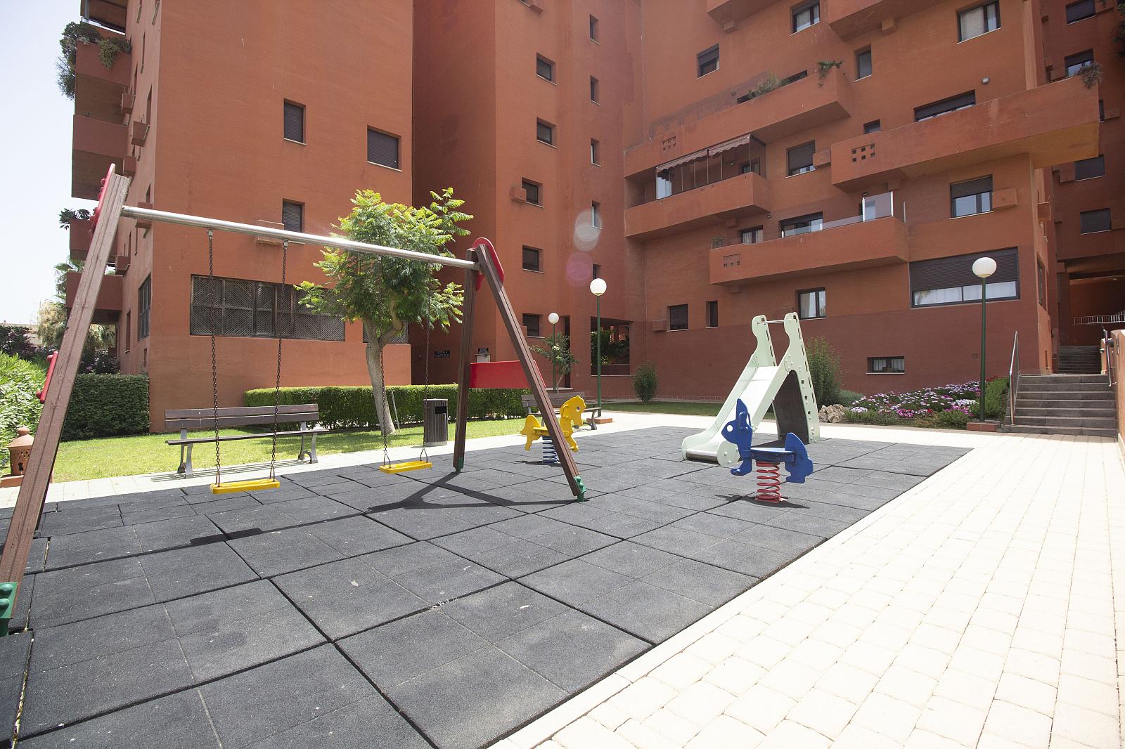 Apartments in Estepona Centro, Estepona (AGP-01108) — photograph 4