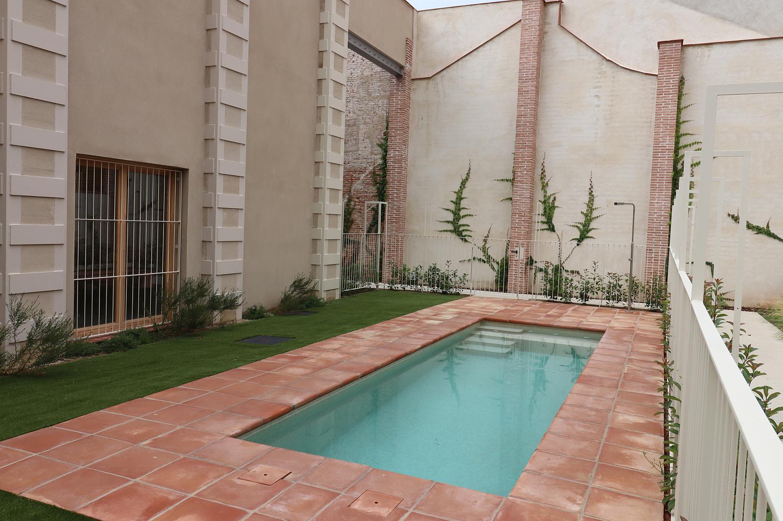 Apartments in Provençals del Poblenou, Barcelona (BCN-00026) — photograph 2