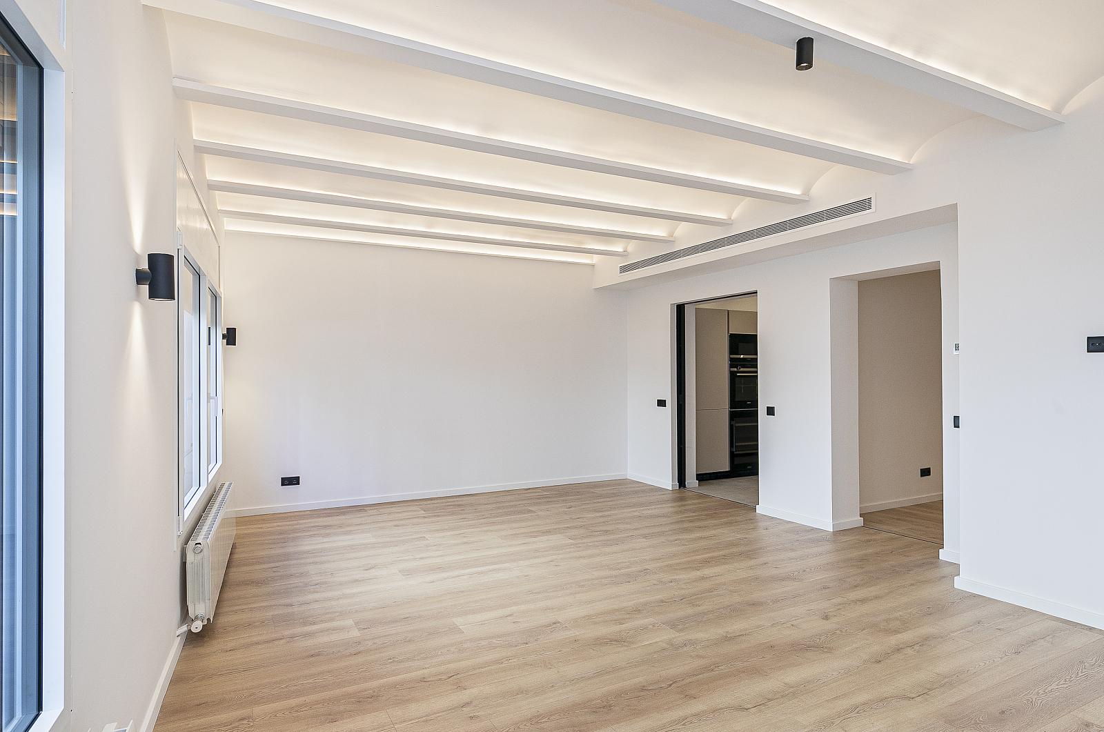 Apartments in L'Eixample, Barcelona (BCN-00035) — photograph 4